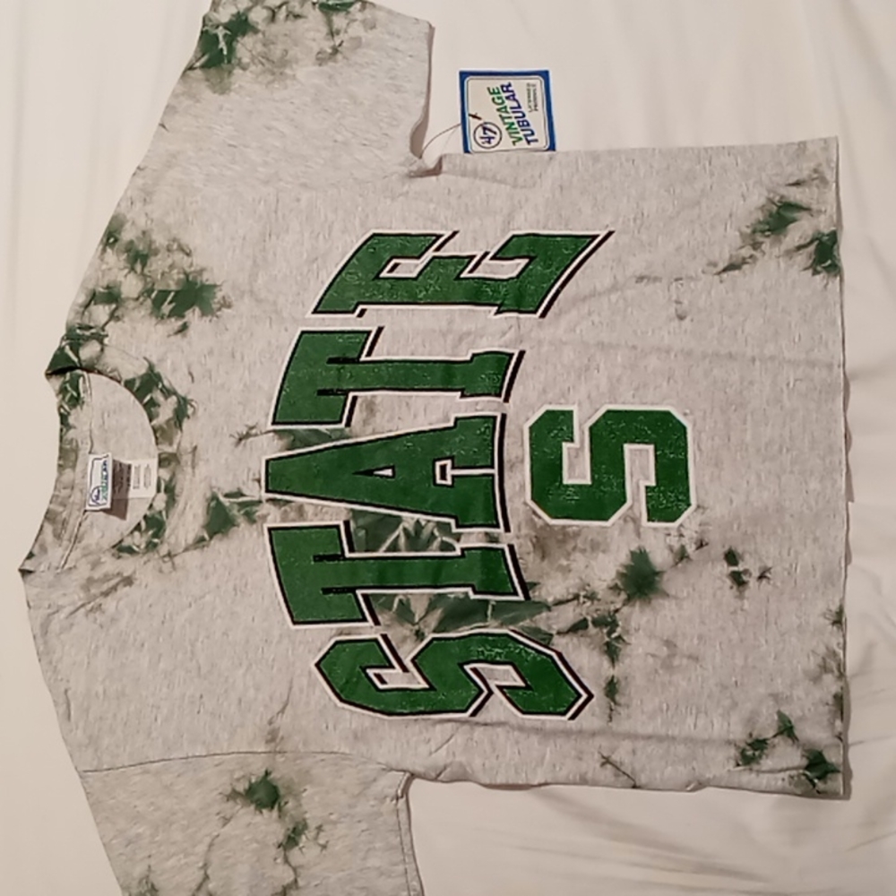 NWT MICHIGAN  STATE COLLEGIATE T SHIRT GREEN GRAY SIZE SMALL